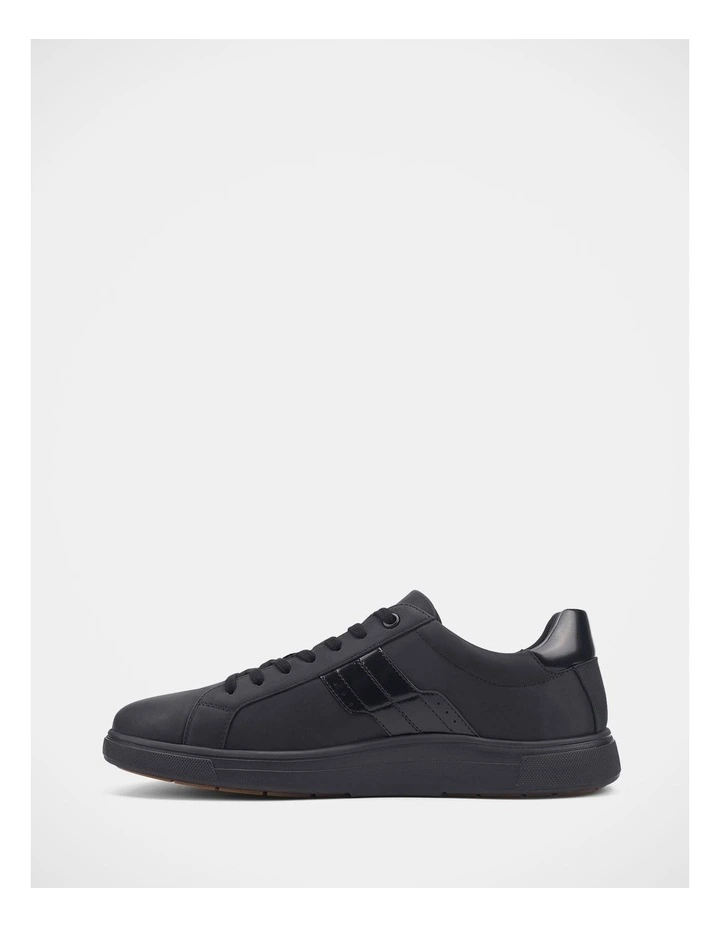 Gravity Sneakers In Black Box image 3