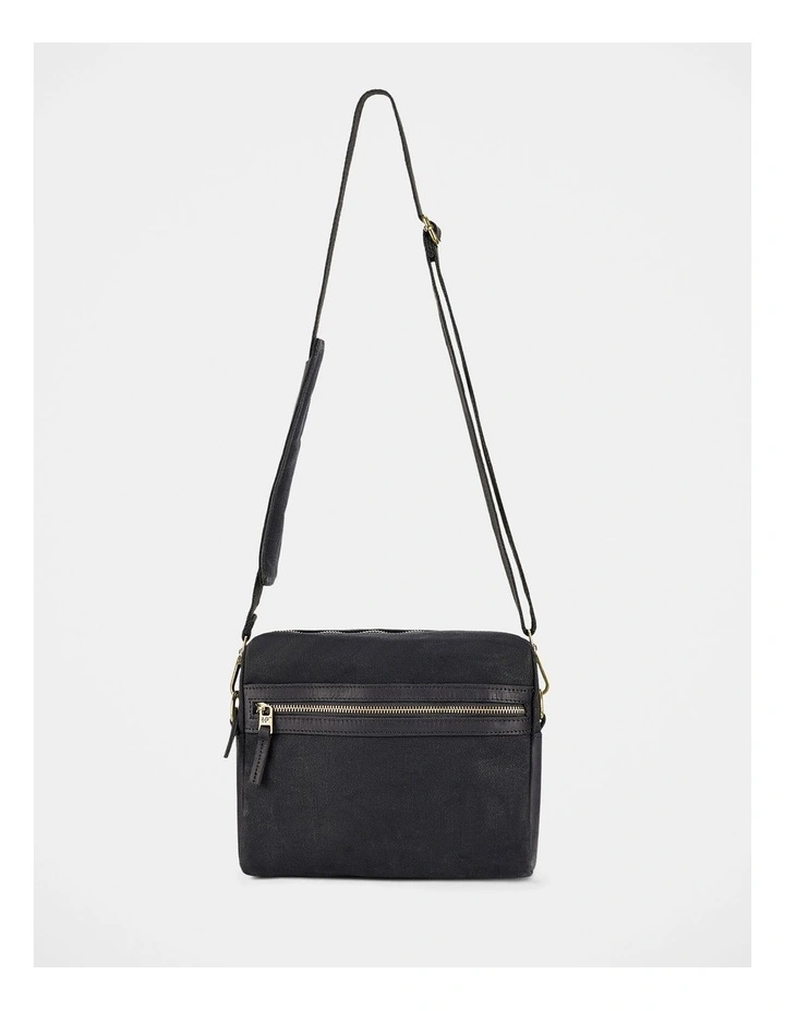 Aiden Messenger Bag In Black image 1