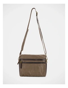 Aiden Messenger Bag In Khaki