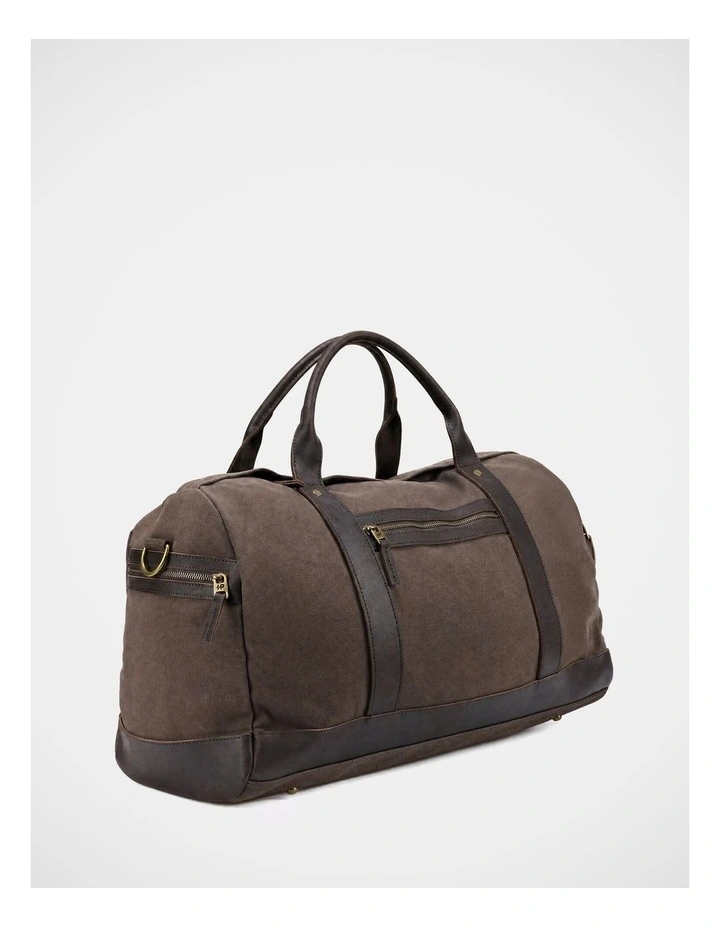 Aiden Duffle Bag In Brown image 2
