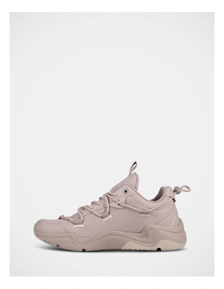 Hyper C Pilot Sneakers In White/Navy/Red image 3