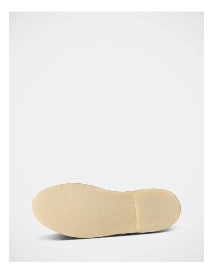 Desert Boot in Beeswax Leather image 7