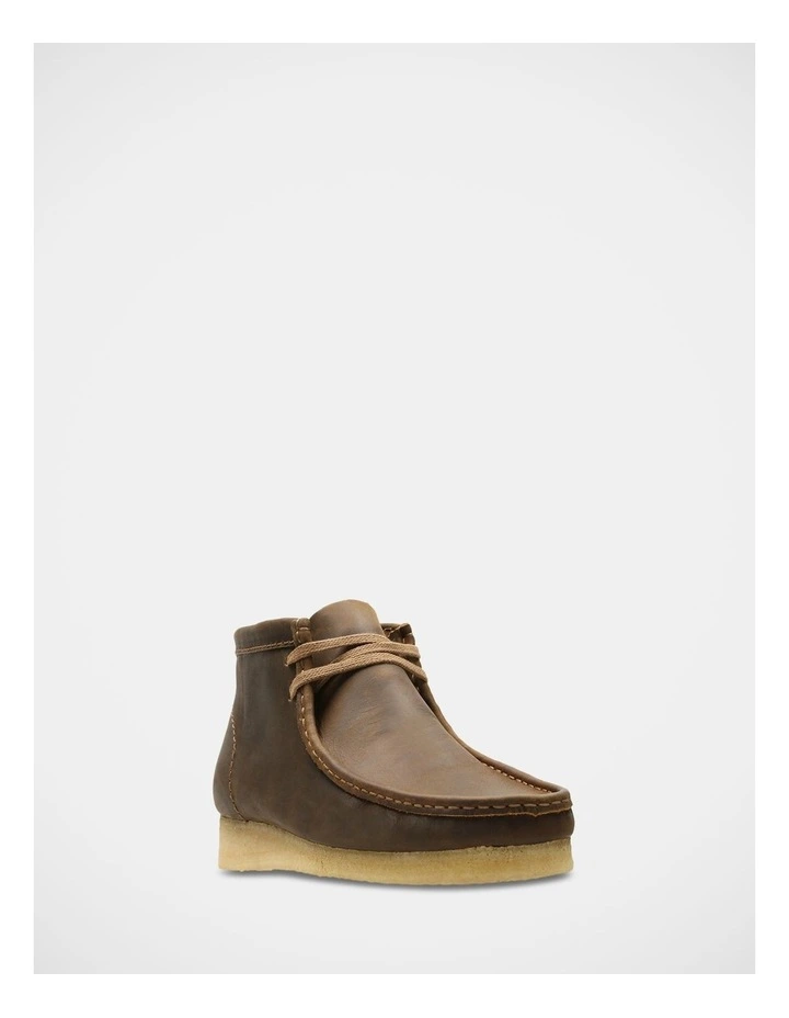 Wallabee Boot in Beeswax image 2