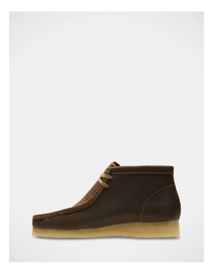 Wallabee Boot in Beeswax image 4