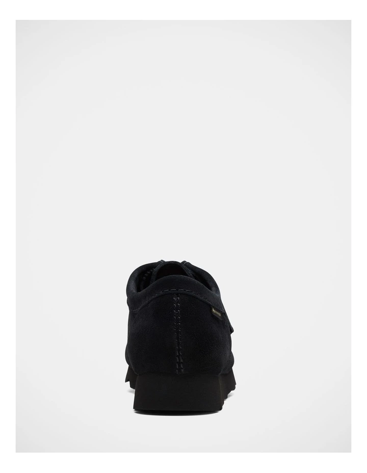 Wallabee Gore-Tex Shoes In Black Suede image 6
