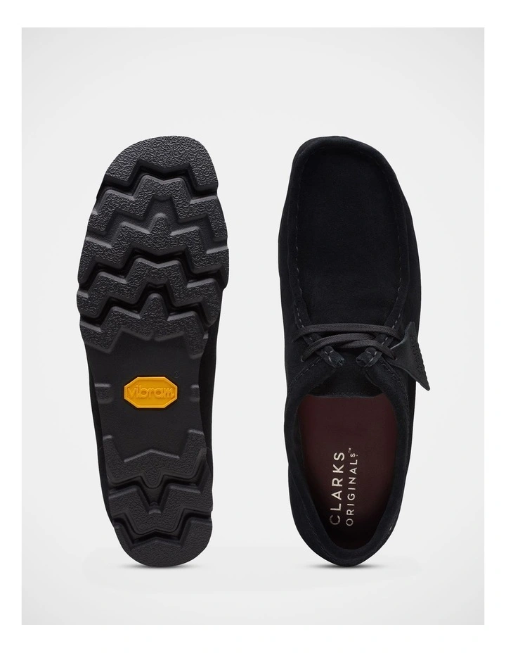 Wallabee Gore-Tex Shoes In Black Suede image 7