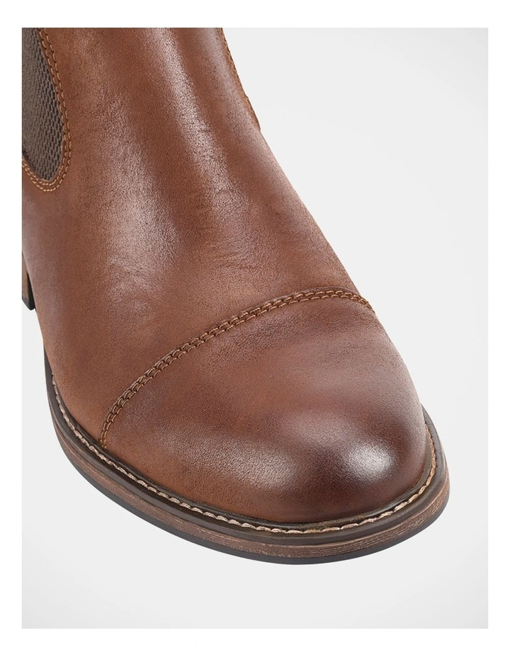 Jaxon Boots in Tan image 4