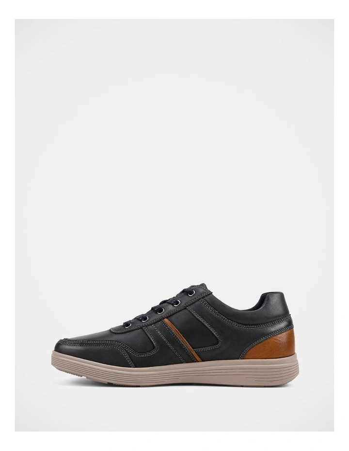 Shepherd Sneakers In Navy image 3