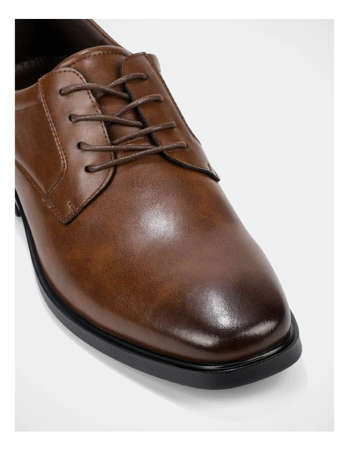 Clive Shoes In Mocha image 4