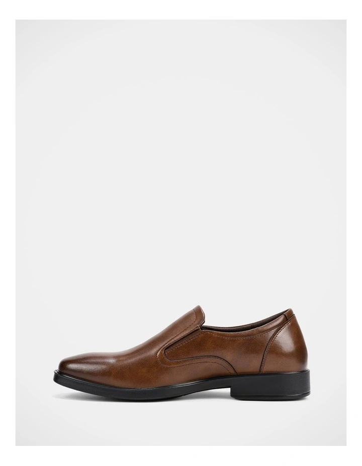 Hugh Shoes In Mocha image 3
