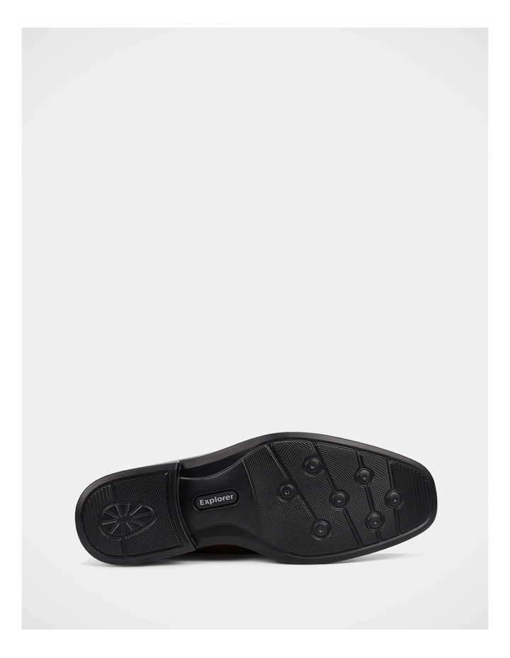 Hugh Shoes In Mocha image 6
