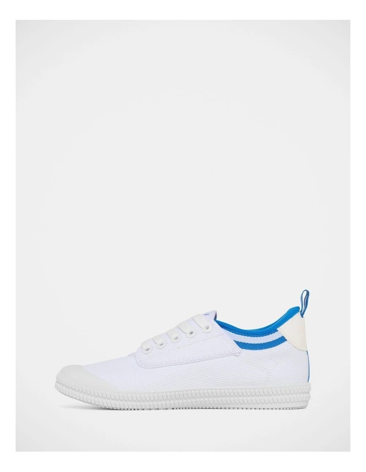 Heritage Low Canvas Sneakers in White image 3