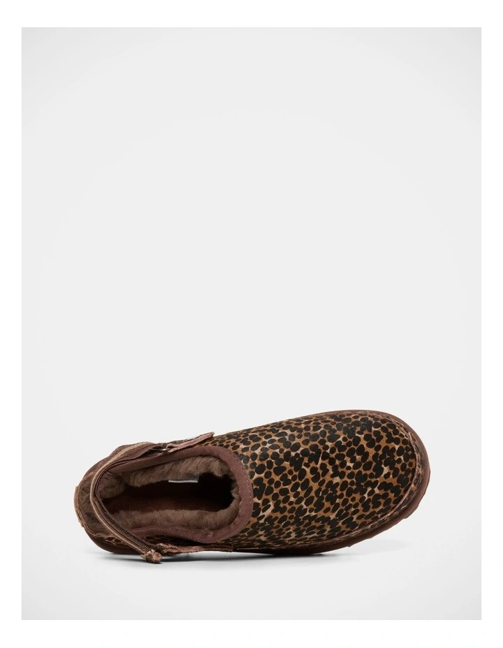Snugg Mule Slippers In Leopard image 4