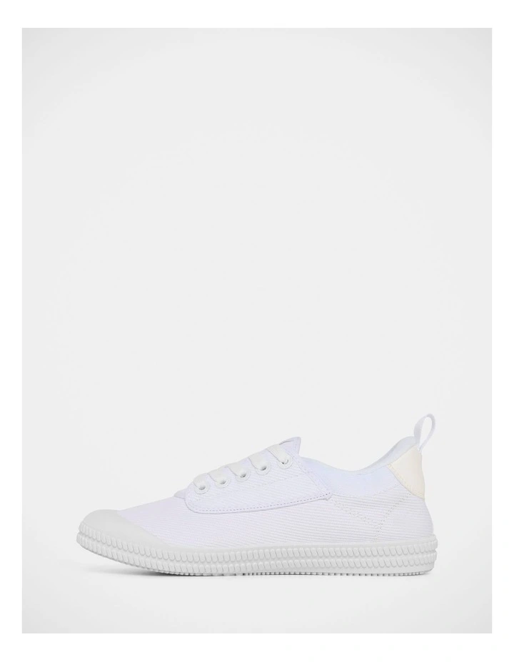 Heritage Low Sneakers In White/White image 3