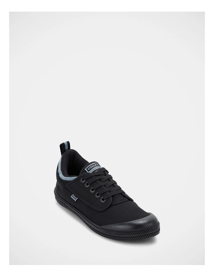 International Low Sneakers In Black/Dark Grey image 7
