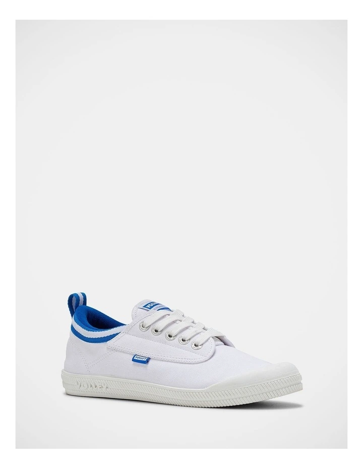 International Low Sneakers In White/Blue image 2