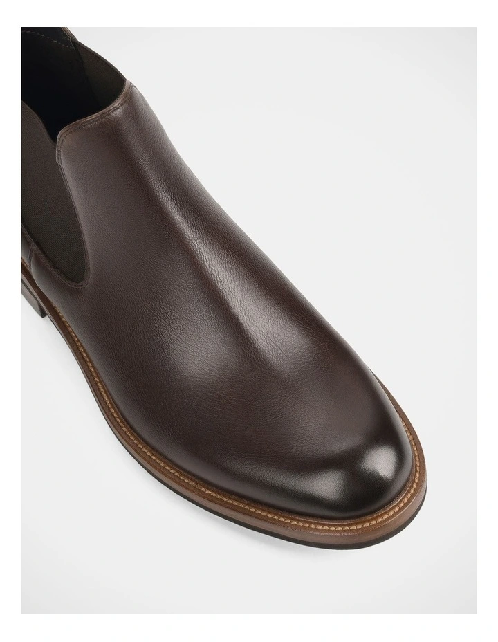 Nudge Boots in Brown image 4