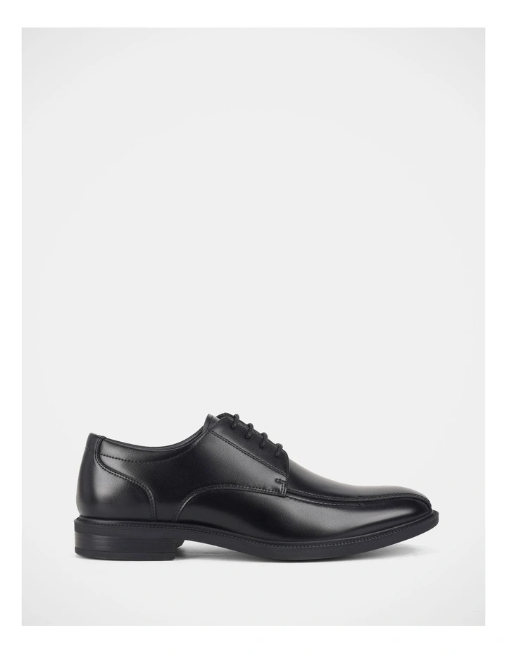 Wave Shoes in Black image 1