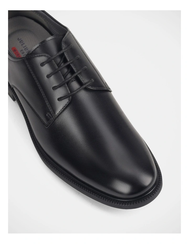 Worth Shoes in Black image 4