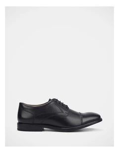 Favour Shoes In Black