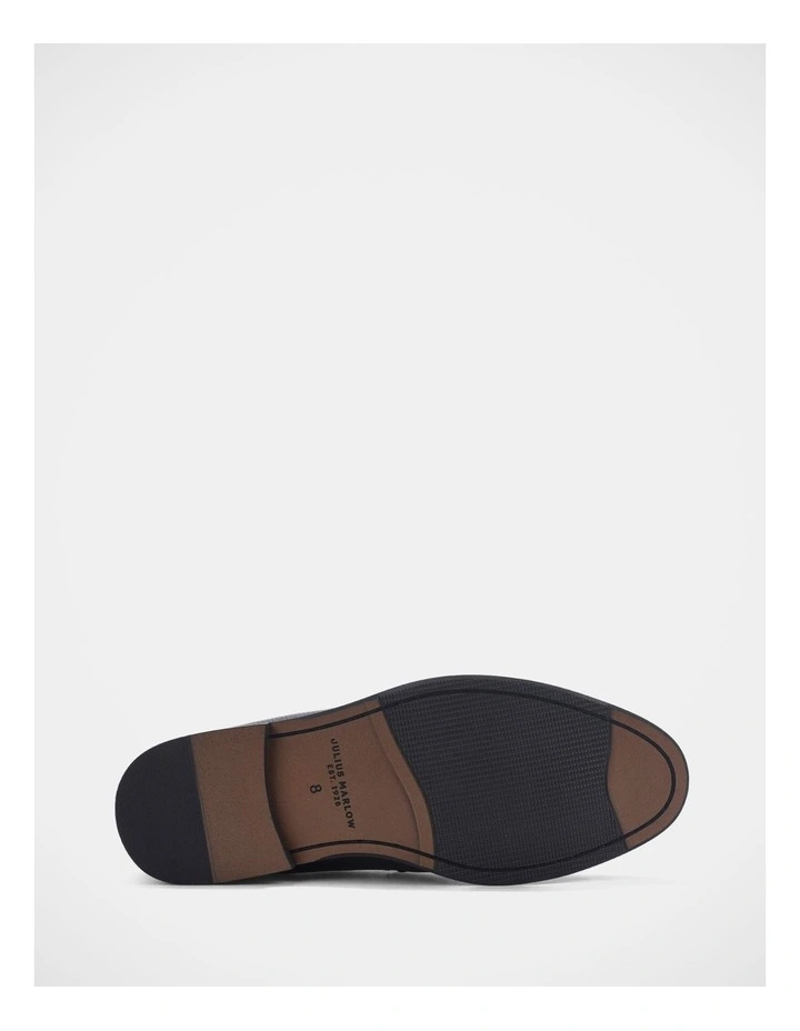 Omni Shoes In Black image 6