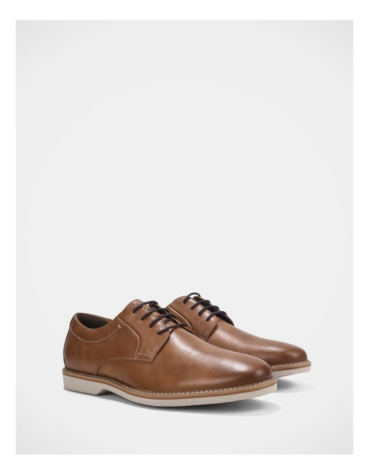 Rave Shoes In Dark Tan image 2