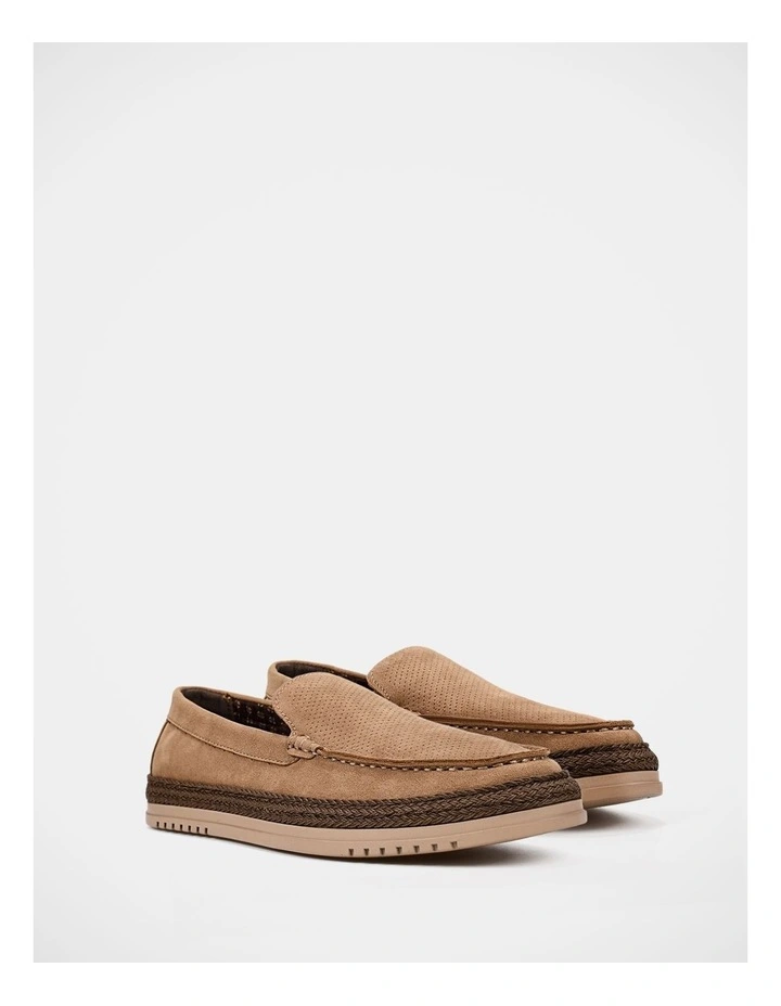 Theo Shoes In Taupe image 2