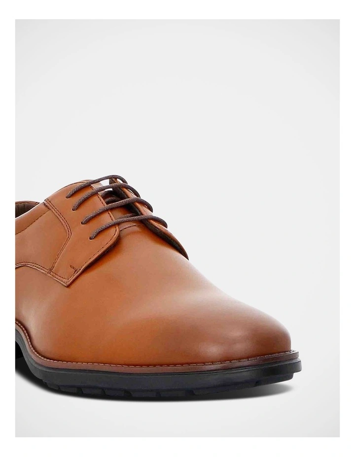 Ashter Shoes In Tan image 3