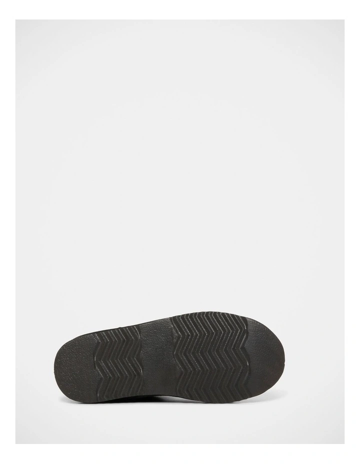 Angus II Slippers in Black image 6