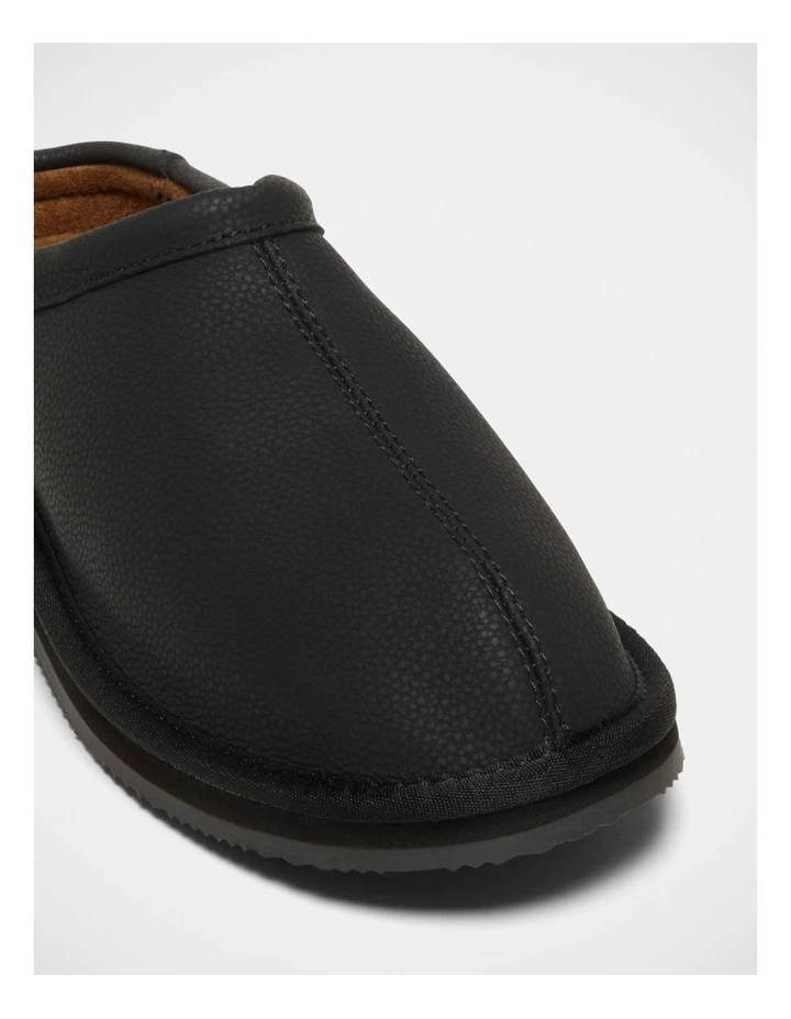 Bodhi Slippers in Black image 4