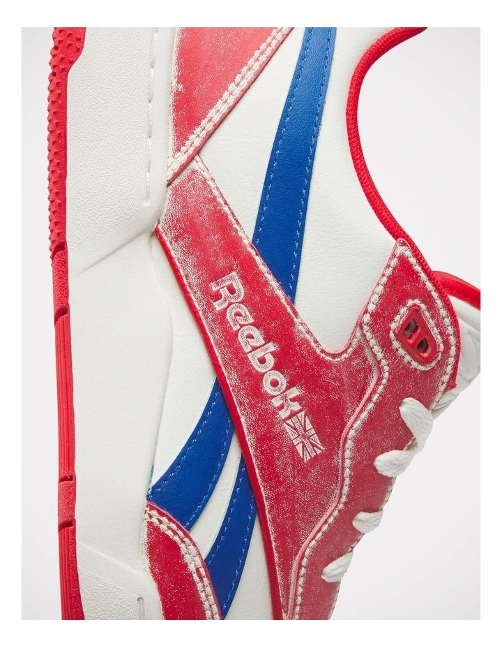 Basketball 4000 Ii Sneakers in White image 4