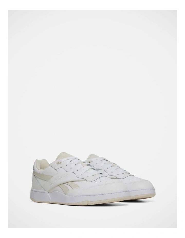 Basketball 4000 Ii Sneakers in White image 4