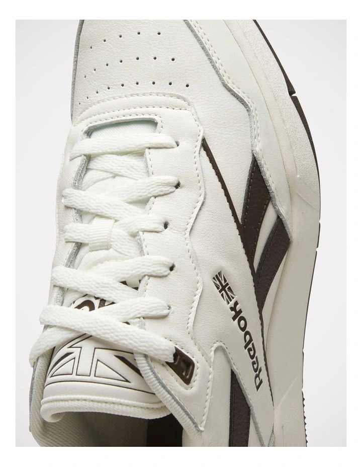 Basketball 4000 Ii Sneakers in Chalk image 6