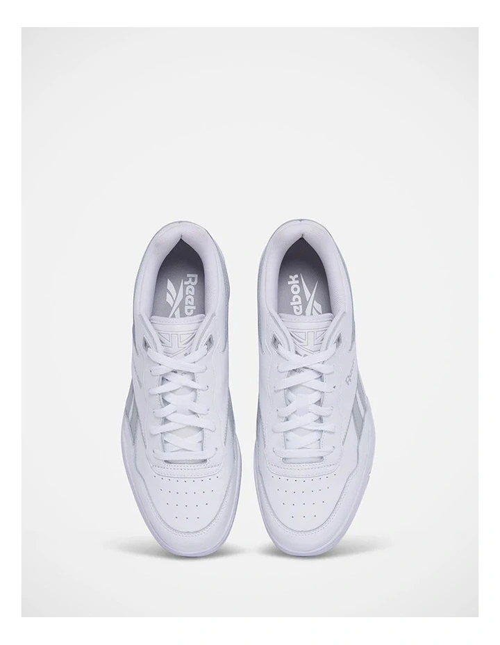 Basketball 4000 Ii Sneakers in White image 2