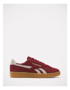 Club C Grounds Uk Sneakers in Red