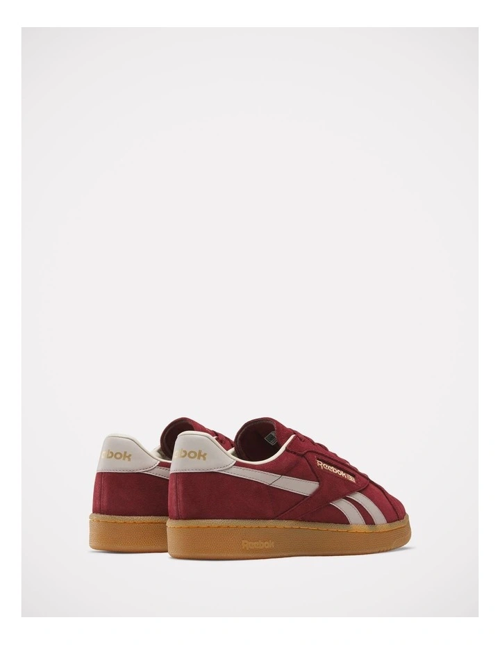 Club C Grounds Uk Sneakers in Red image 3