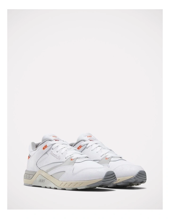 Energy Retain System 4000 Sneakers in White image 2