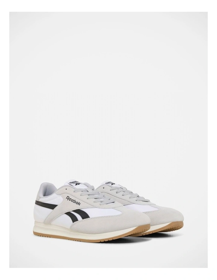 World 70 Sneakers in White image 2