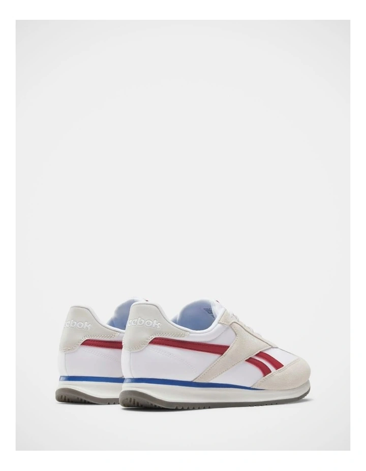 World 70 Sneaker In White image 3