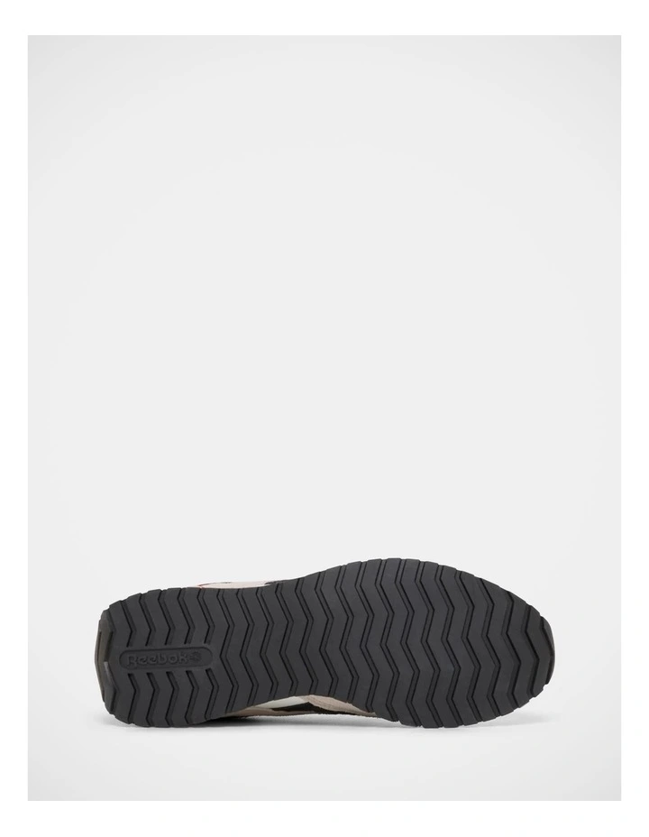 Classic Az Sneakers In Beige image 6