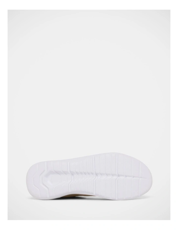 Prime Lite Sport In White image 6