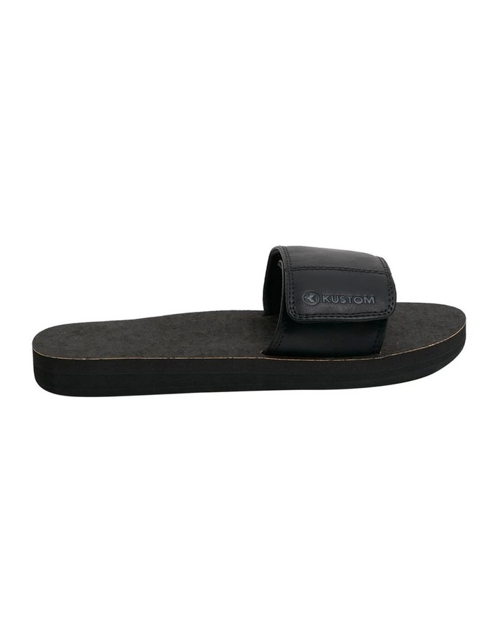 Uno Slides in Stealth image 3