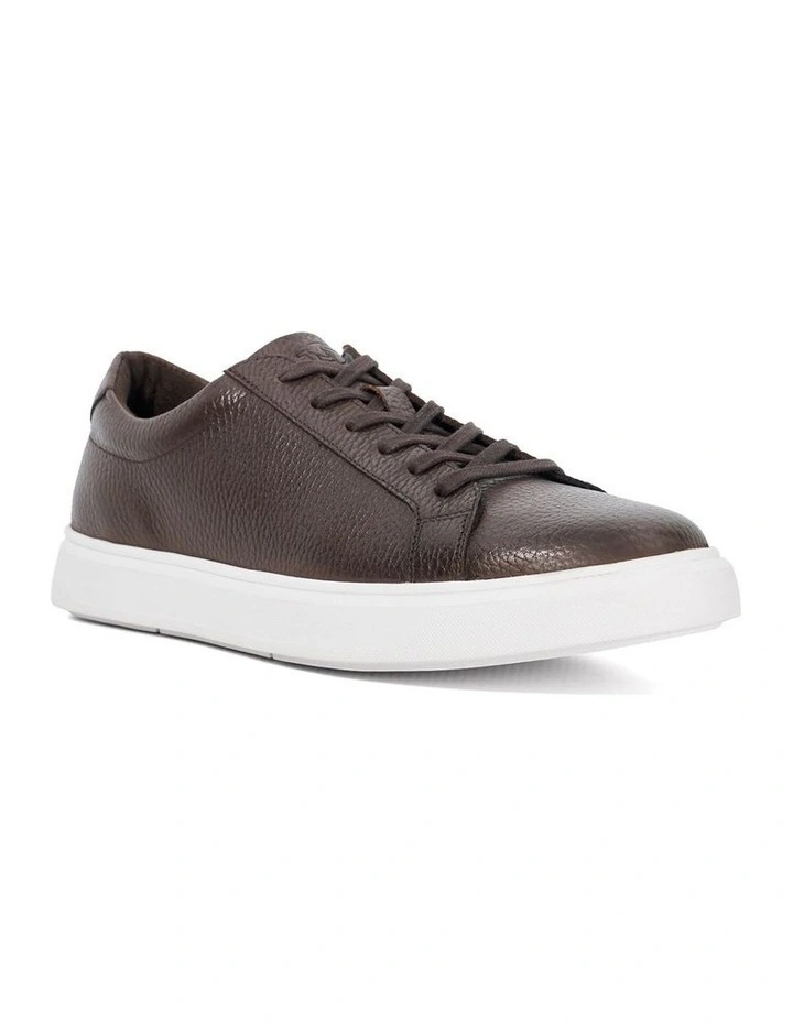 Tais Trainer in Brown image 2