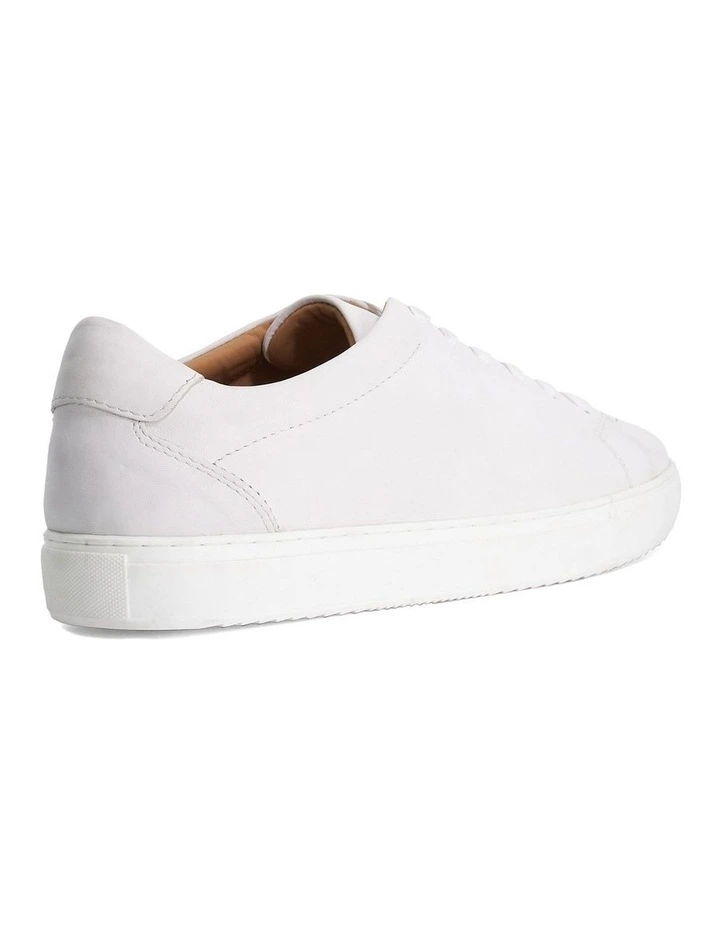 Trevons Sneaker in White image 5