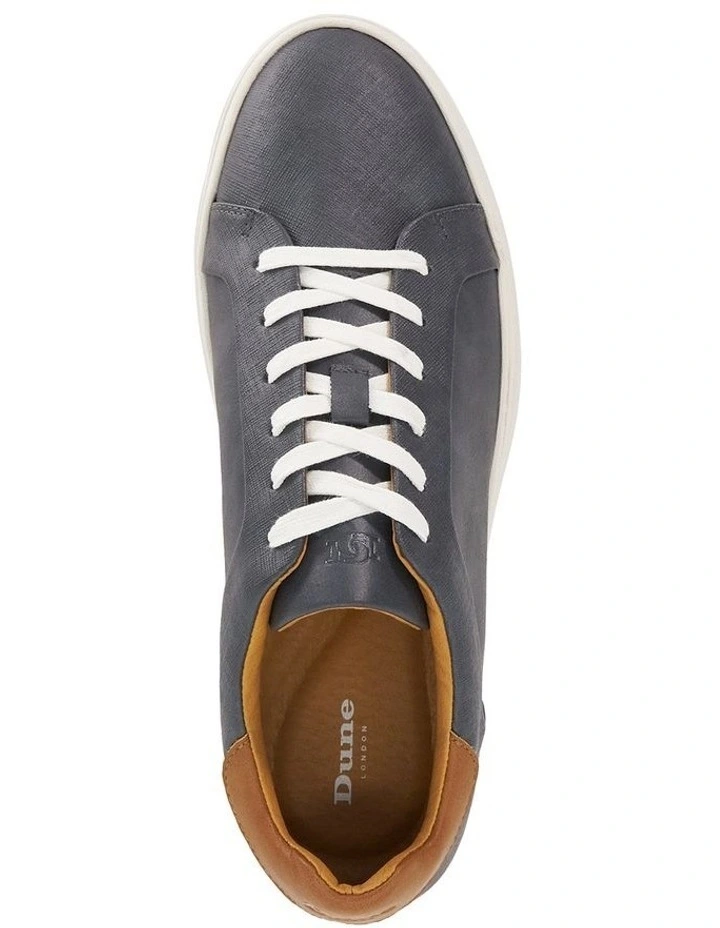 Traces Trainer in Navy image 4