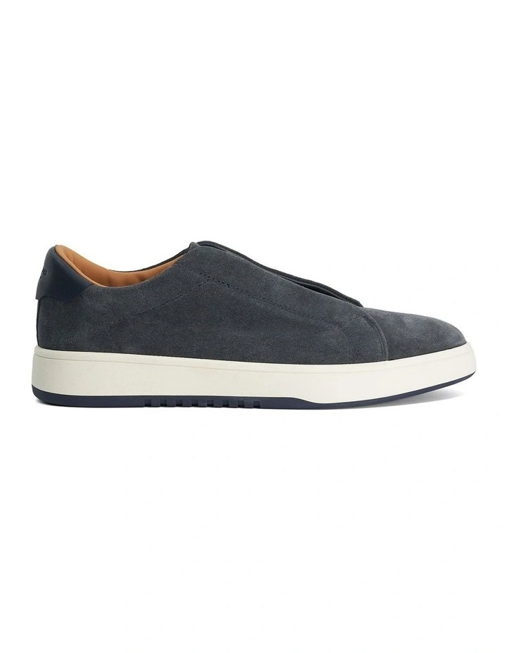 Troys Sneaker in Navy image 1