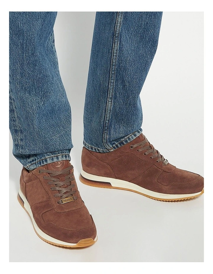 Trilogy Runner Shoes in Taupe image 2