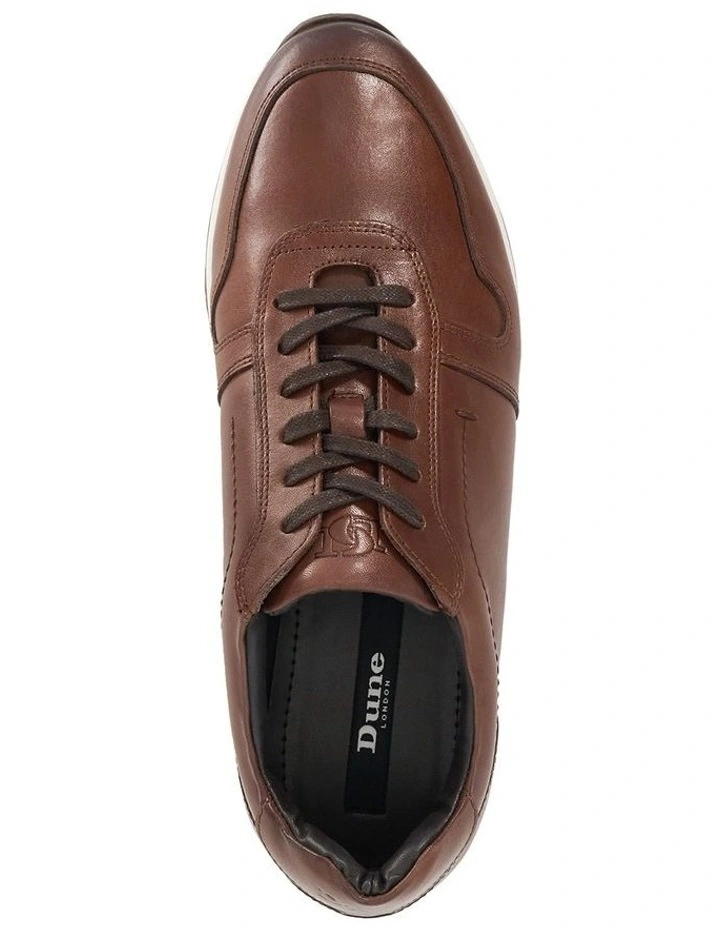 Tris Runner Shoes in Brown image 3
