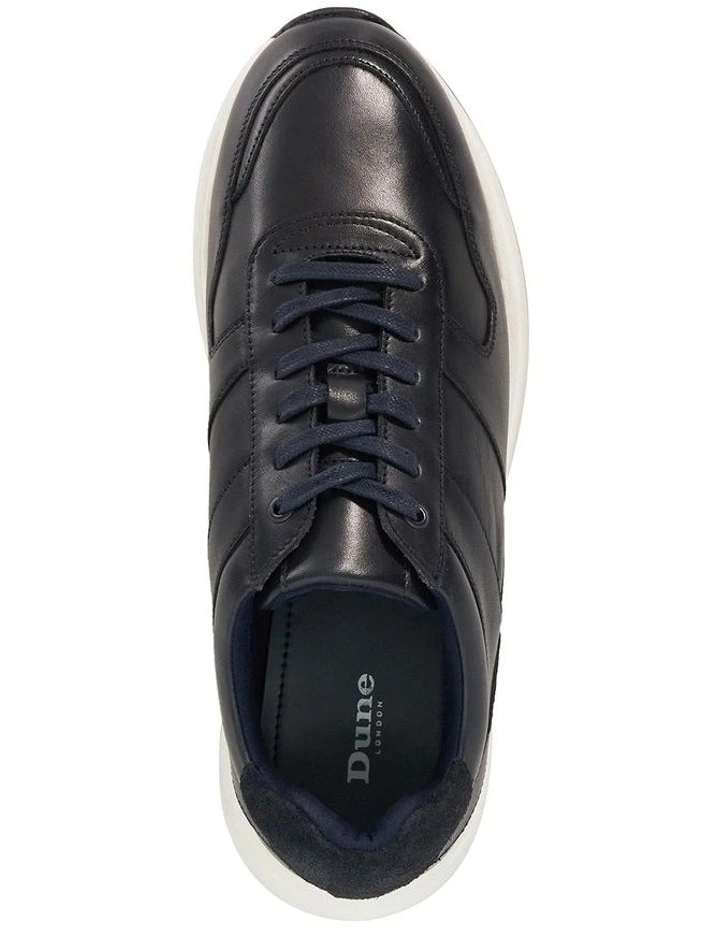 Tris Runner Shoes in Navy image 3