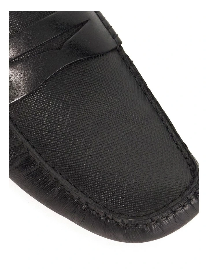 Braverry Loafer in Black image 5